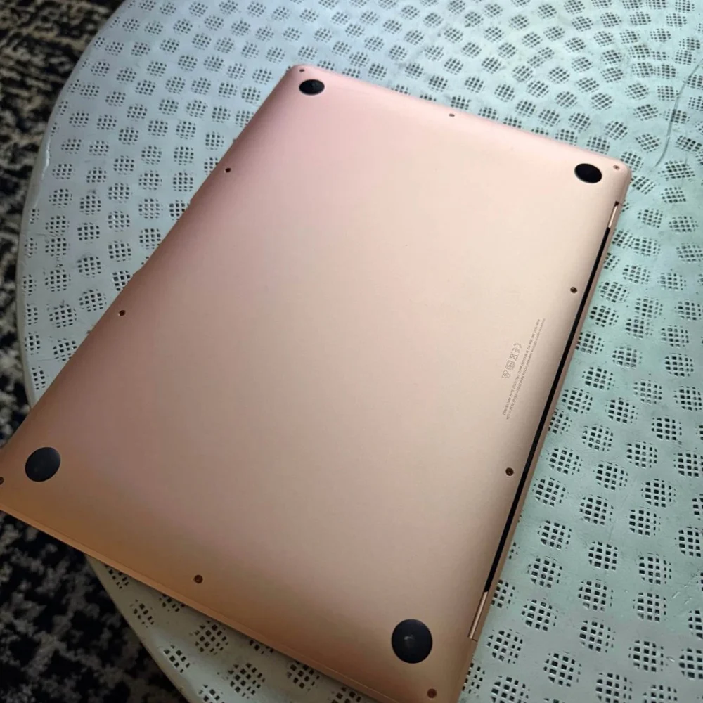 Apple MacBook - Gold
